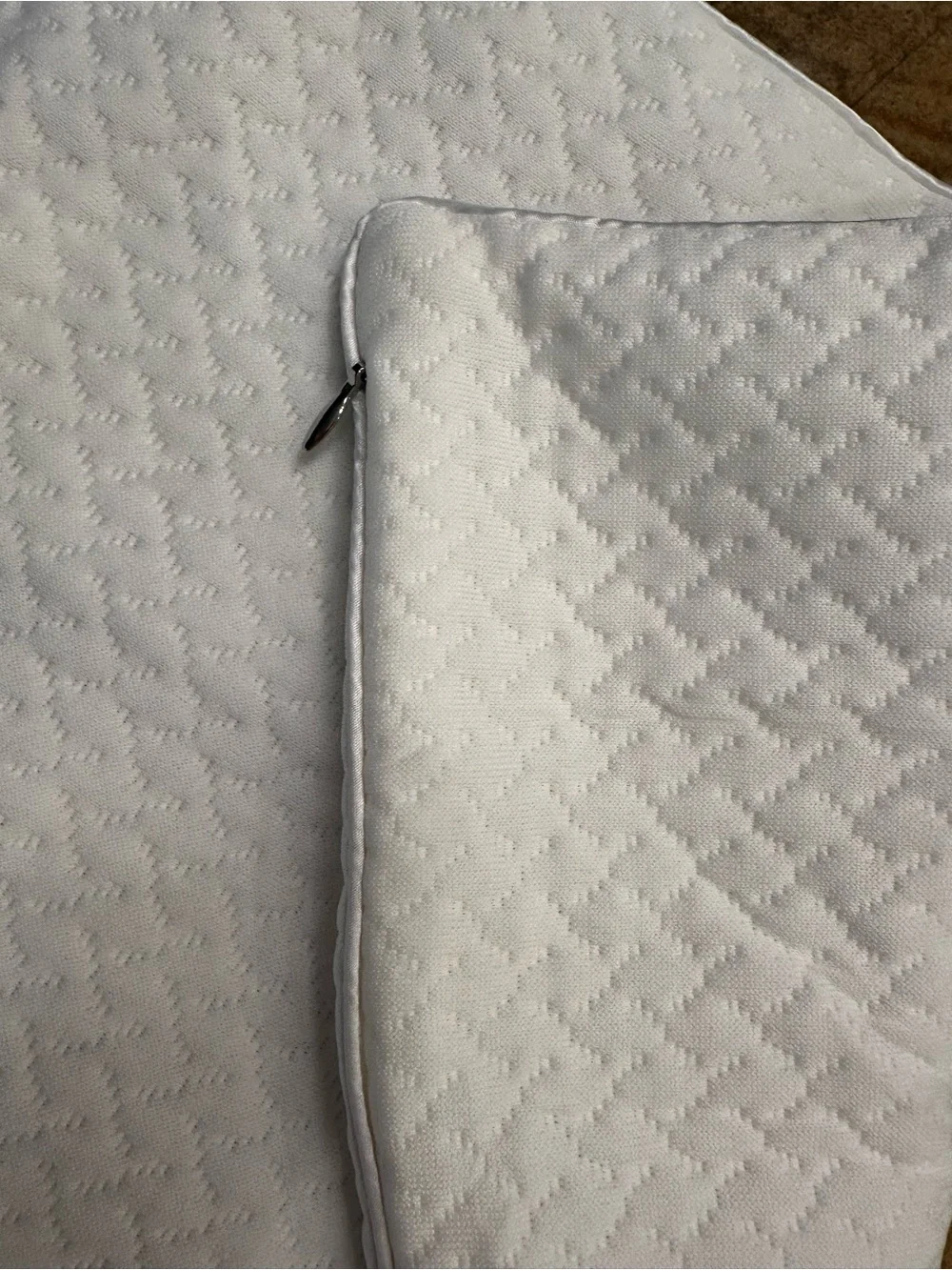 Pottery Barn White SleepSmart™ Temperature-Regulating Pillow Protector